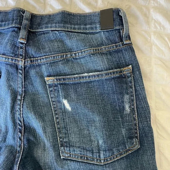 Vince 5 pocket relaxed rolled in destructed dark crimson distressed denim - Picture 7 of 12